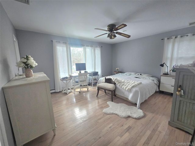 22 Rustic Road, Yaphank, NY 11980