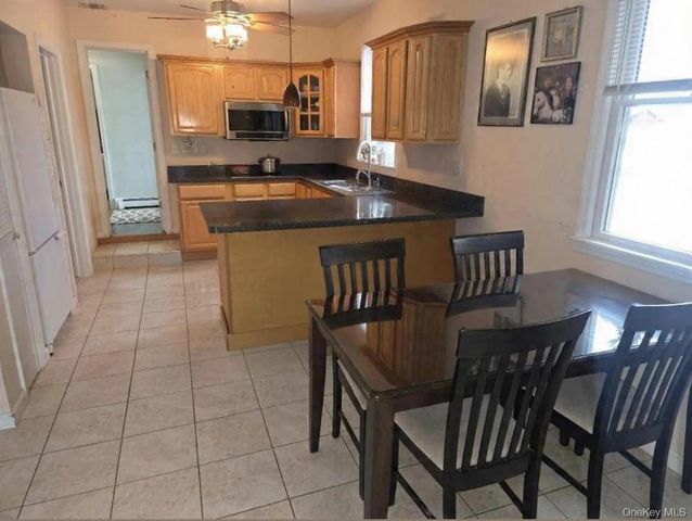 22 Rustic Road, Yaphank, NY 11980