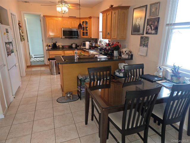 22 Rustic Road, Yaphank, NY 11980