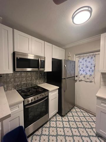 151 N ORLANDO AVENUE 118, Winter Park, FL 32789