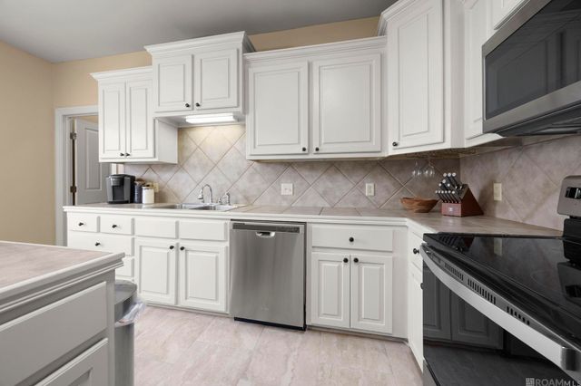 40462 Cross Creek Ave, Gonzales, LA 70737