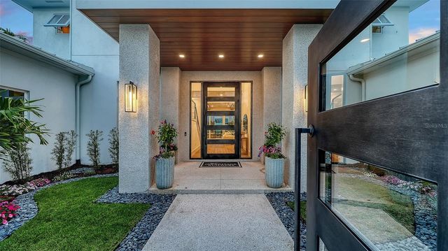 1521 S LAKE SHORE DRIVE, Sarasota, FL 34231