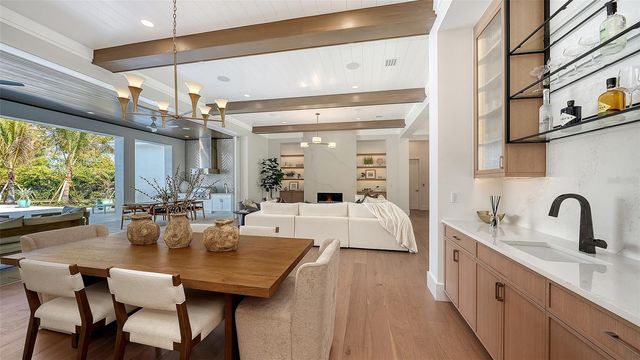 1521 S LAKE SHORE DRIVE, Sarasota, FL 34231