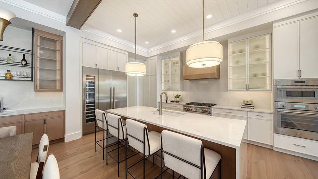 1521 S LAKE SHORE DRIVE, Sarasota, FL 34231