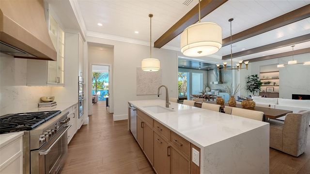 1521 S LAKE SHORE DRIVE, Sarasota, FL 34231