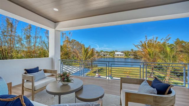 1521 S LAKE SHORE DRIVE, Sarasota, FL 34231