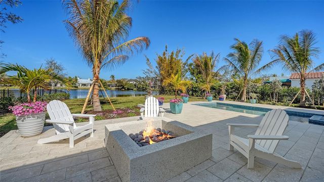 1521 S LAKE SHORE DRIVE, Sarasota, FL 34231