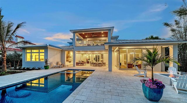 1521 S LAKE SHORE DRIVE, Sarasota, FL 34231