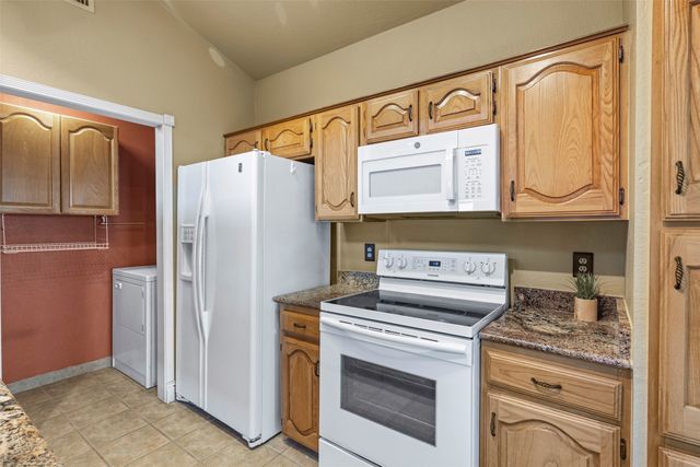 17490 Meandering Way 404, Dallas, TX 75252