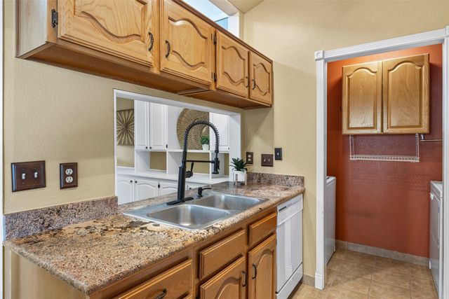 17490 Meandering Way 404, Dallas, TX 75252