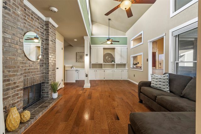 17490 Meandering Way 404, Dallas, TX 75252