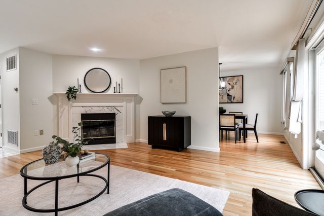 23 Powder Hill Way 23, Westborough, MA 01581
