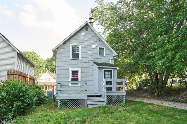 936 Green Avenue SW, Massillon, OH 44647