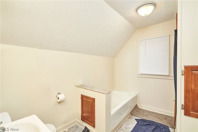 936 Green Avenue SW, Massillon, OH 44647