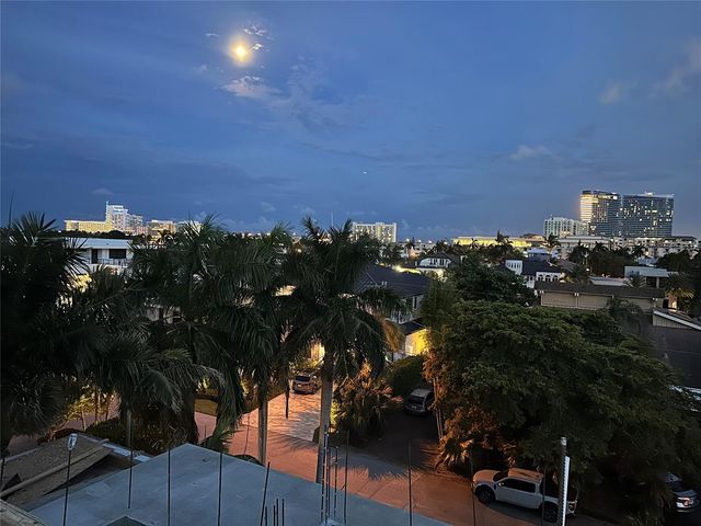 1701 12th Court, Fort Lauderdale, FL 33316