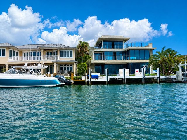 1701 12th Court, Fort Lauderdale, FL 33316