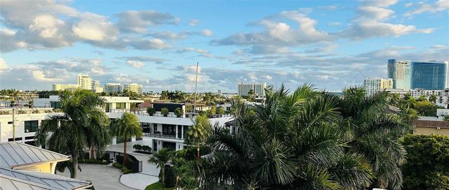 1701 12th Court, Fort Lauderdale, FL 33316