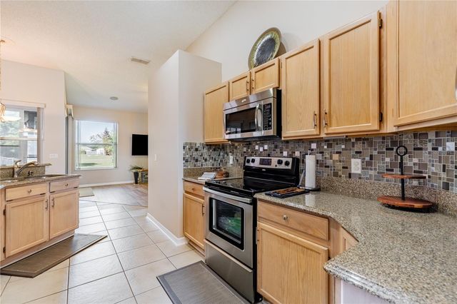 2710 AUTUMN LANE, Eustis, FL 32726