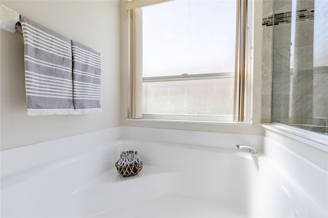 2710 AUTUMN LANE, Eustis, FL 32726