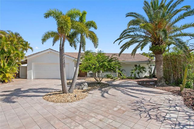 351 S JULIA CIRCLE, St Pete Beach, FL 33706