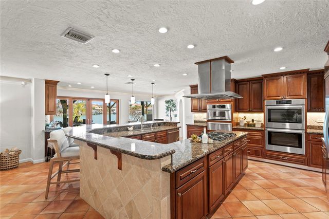 351 S JULIA CIRCLE, St Pete Beach, FL 33706