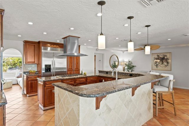 351 S JULIA CIRCLE, St Pete Beach, FL 33706