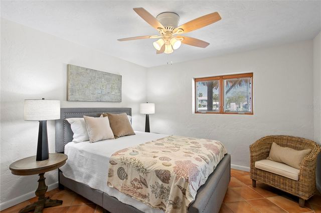 351 S JULIA CIRCLE, St Pete Beach, FL 33706