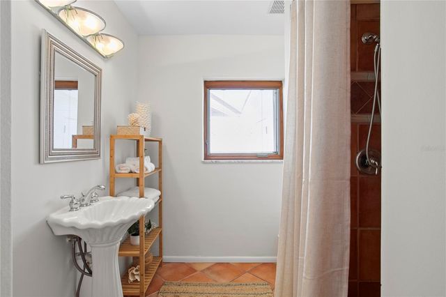 351 S JULIA CIRCLE, St Pete Beach, FL 33706