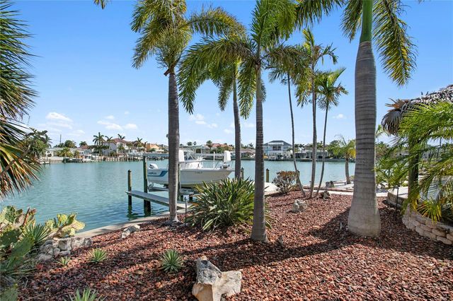351 S JULIA CIRCLE, St Pete Beach, FL 33706