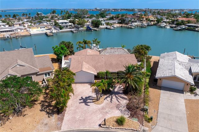 351 S JULIA CIRCLE, St Pete Beach, FL 33706