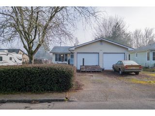1247 1ST Ave, Sweet Home, OR 97386