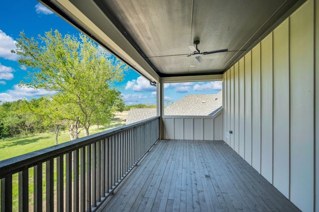 111 Barefoot Bay Boulevard, Corsicana, TX 75109