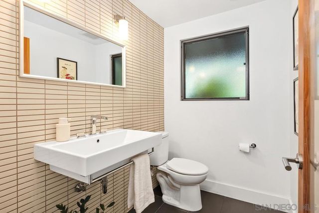 4286 Merritt Boulevard, La Mesa, CA 91941