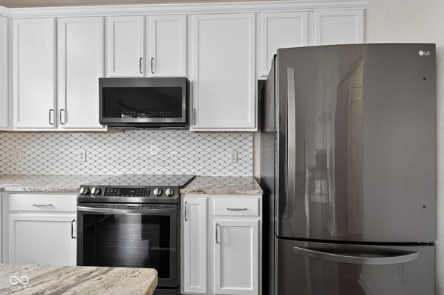 11110 Long Lake Lane, Fishers, IN 46037