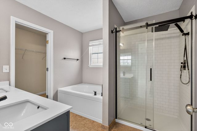 11110 Long Lake Lane, Fishers, IN 46037