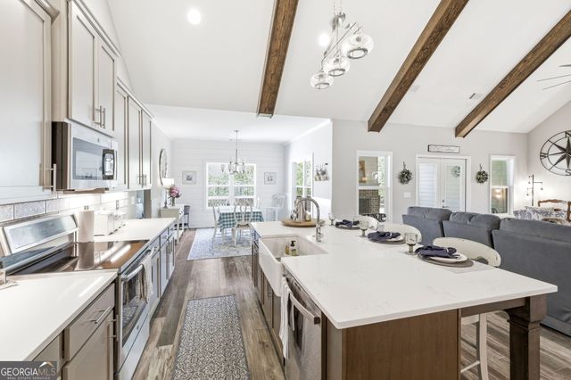 569 Maddox Road, Winder, GA 30680