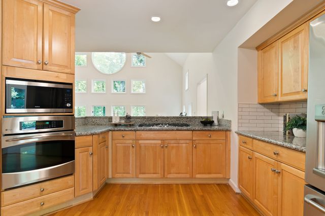 6038 Sherwood Ct, Nashville, TN 37215