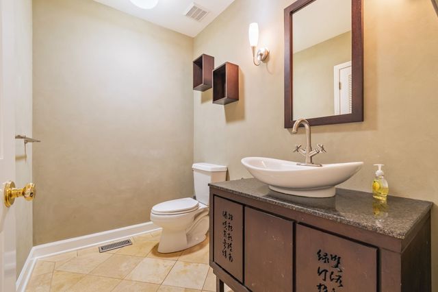 6038 Sherwood Ct, Nashville, TN 37215