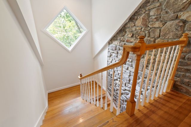 6038 Sherwood Ct, Nashville, TN 37215