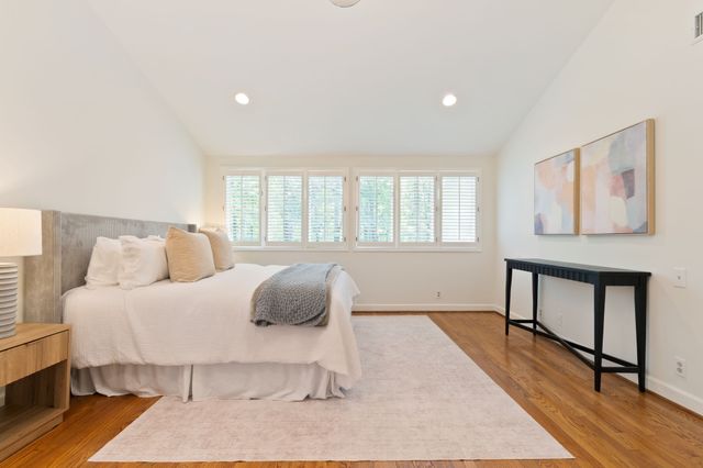 6038 Sherwood Ct, Nashville, TN 37215