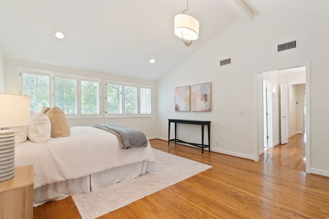 6038 Sherwood Ct, Nashville, TN 37215