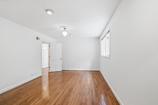 6038 Sherwood Ct, Nashville, TN 37215