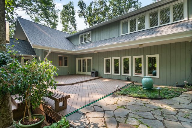 6038 Sherwood Ct, Nashville, TN 37215