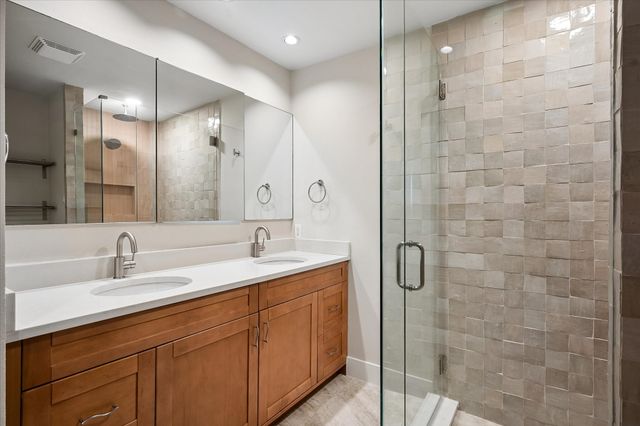 3237 Timberview Road, Dallas, TX 75229