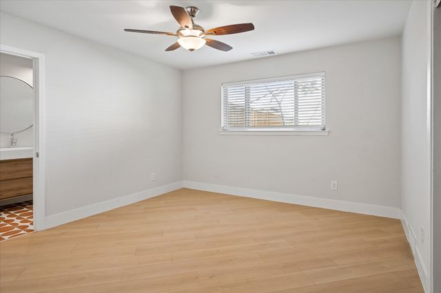 3237 Timberview Road, Dallas, TX 75229