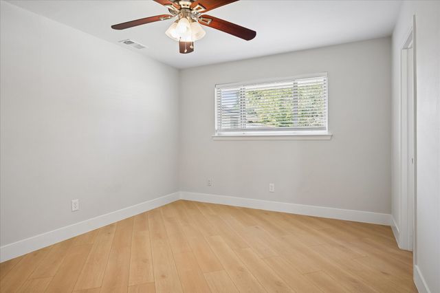 3237 Timberview Road, Dallas, TX 75229
