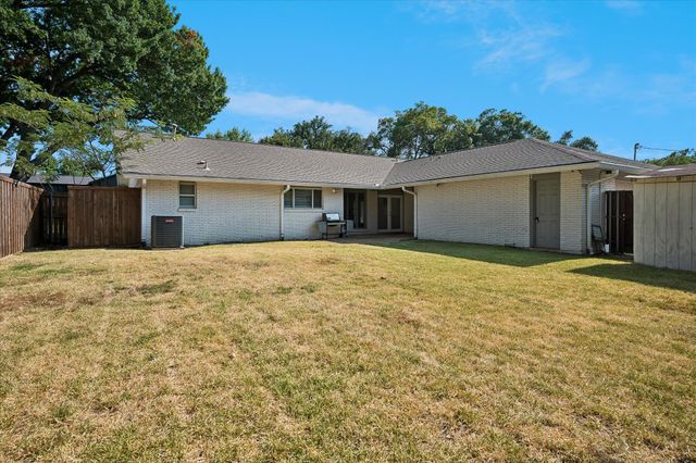 3237 Timberview Road, Dallas, TX 75229