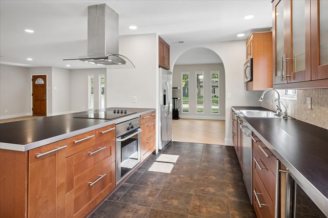 3237 Timberview Road, Dallas, TX 75229