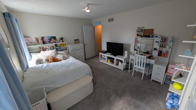 10530 Cheshire Ridge Drive, Florence, KY 41042