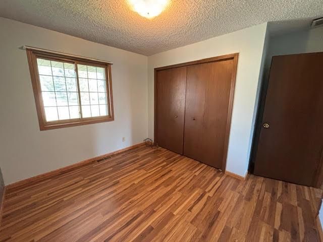 1114 Greenwood Street E, Thief River Falls, MN 56701